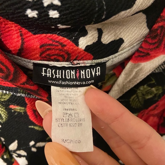 Fashion nova flower dress size small - Picture 4 of 7